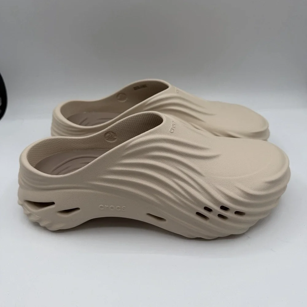 Crocs Echo Wave Clogs Mens 10 Womens 12 Almond Tint Beige Brown Slip On‎ Shoes